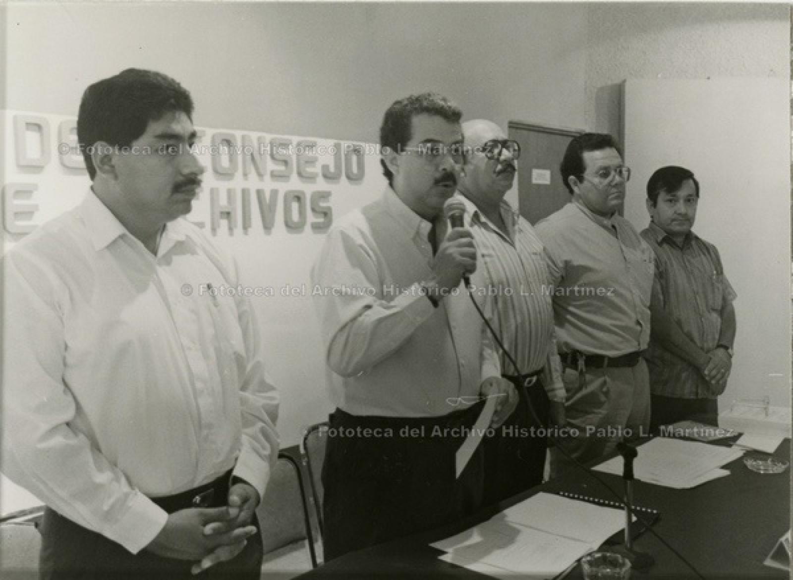 “Raúl Ortega Salgado, en el acto de Instalación del Consejo Estatal de Archivos”.