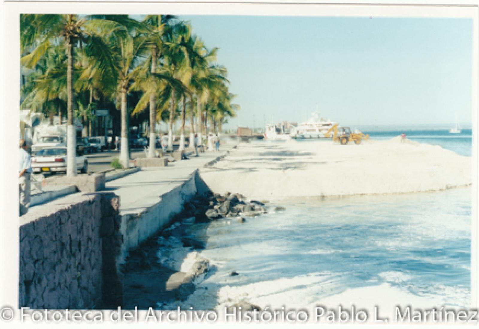 Reconstrucción del malecón.