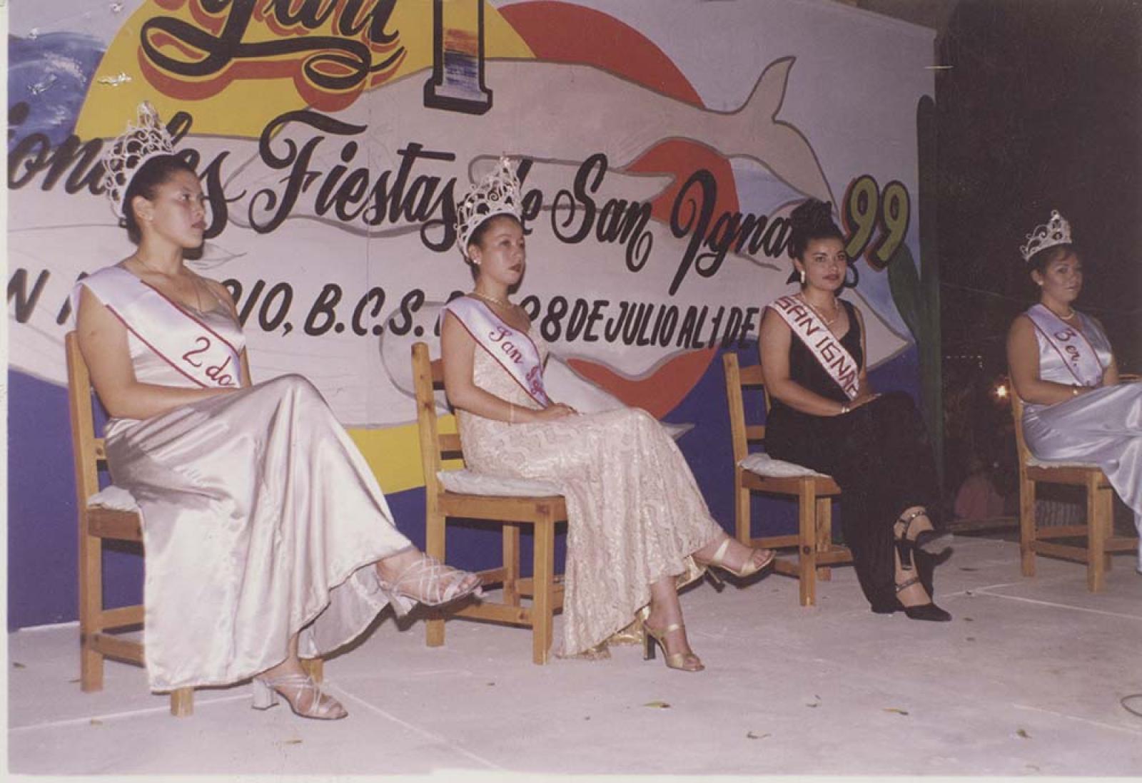 Reinas de las fiestas de San Ignacio.