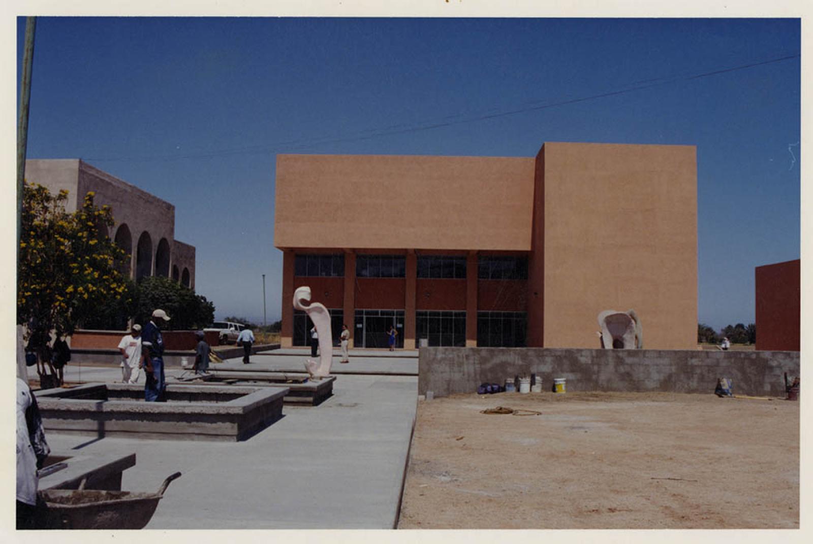 Remodelación en la Universidad Autónoma de Baja California Sur.