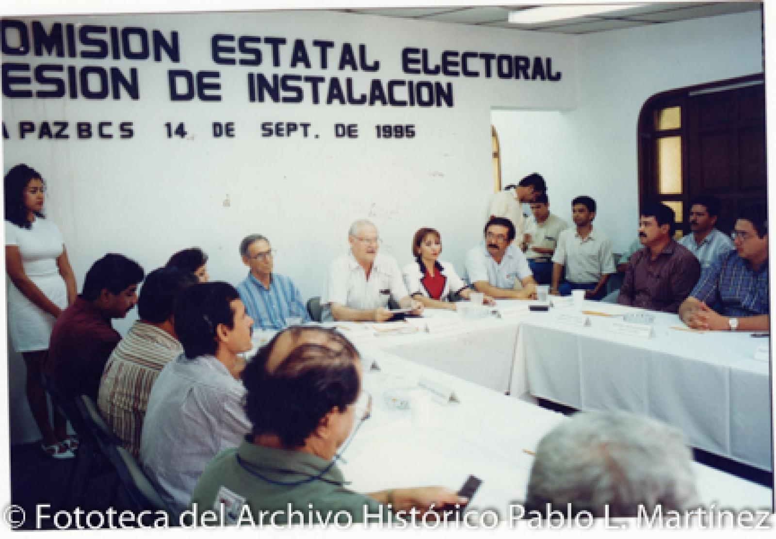 “Representantes electorales”.
