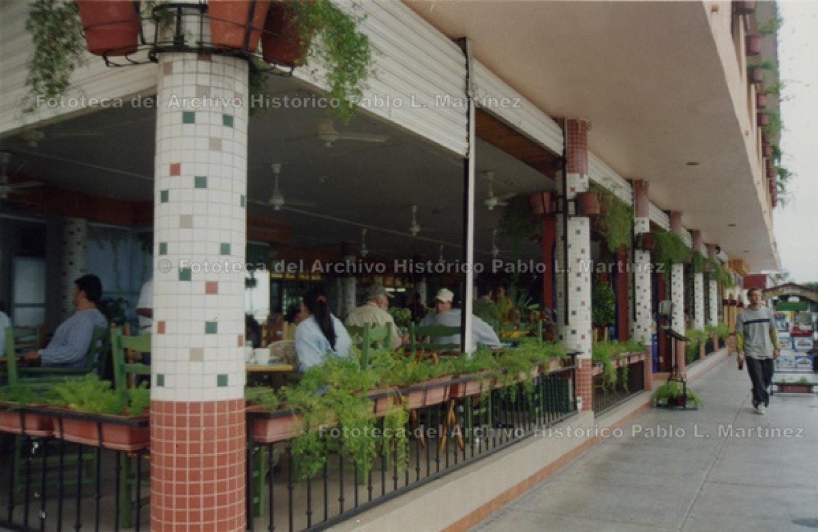Restaurante La Terraza del hotel Perla, La Paz.