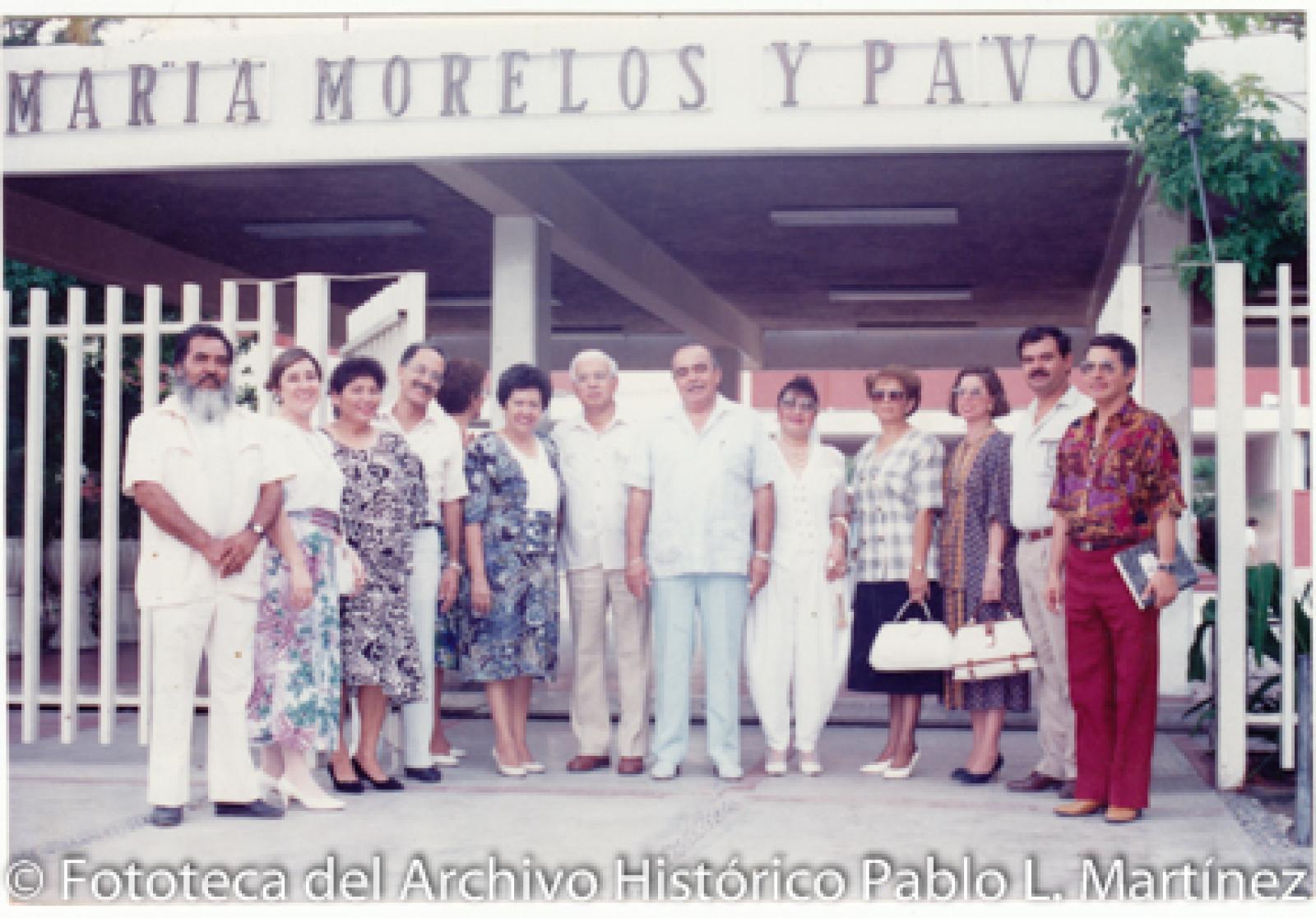 Retrato de grupo en Secundaria  Morelos.