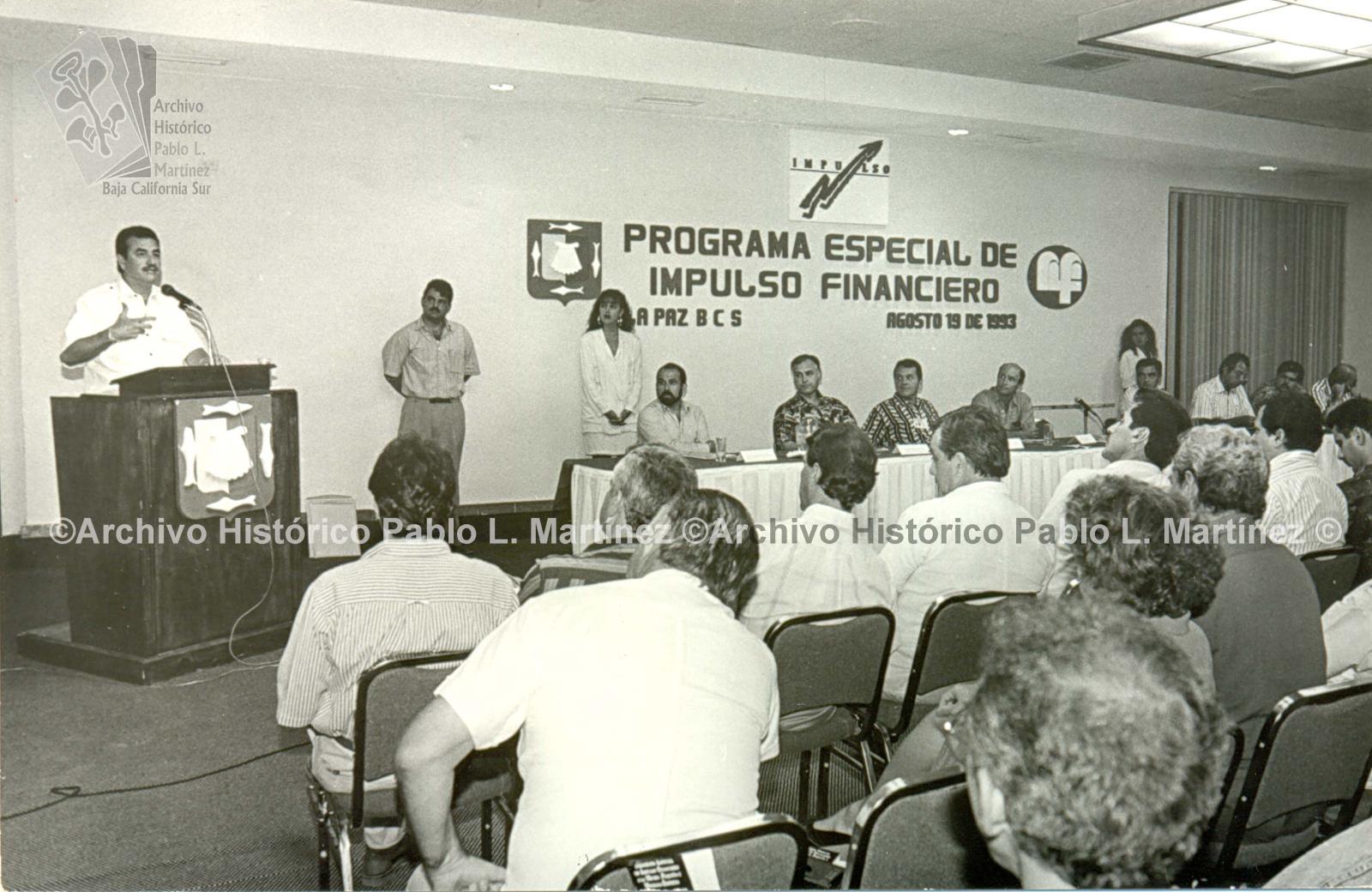 Reunión de Guillermo Mercado Romero dentro del Programa Especial de Impulso Financiero.