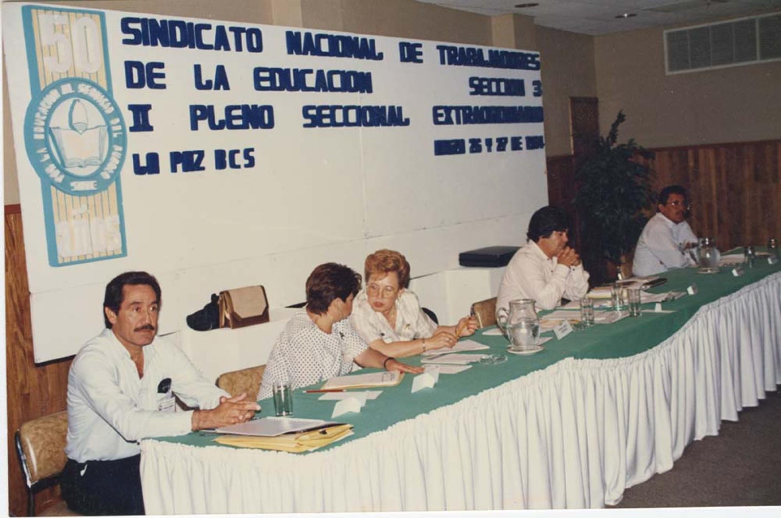 Reunión del Sindicato de trabajadores de la educación.
