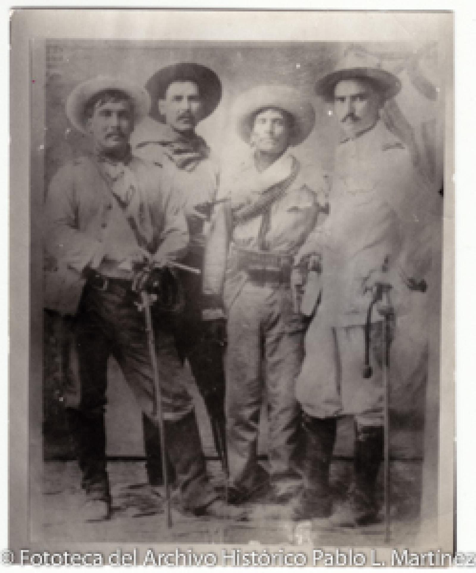 Revolucionarios.
