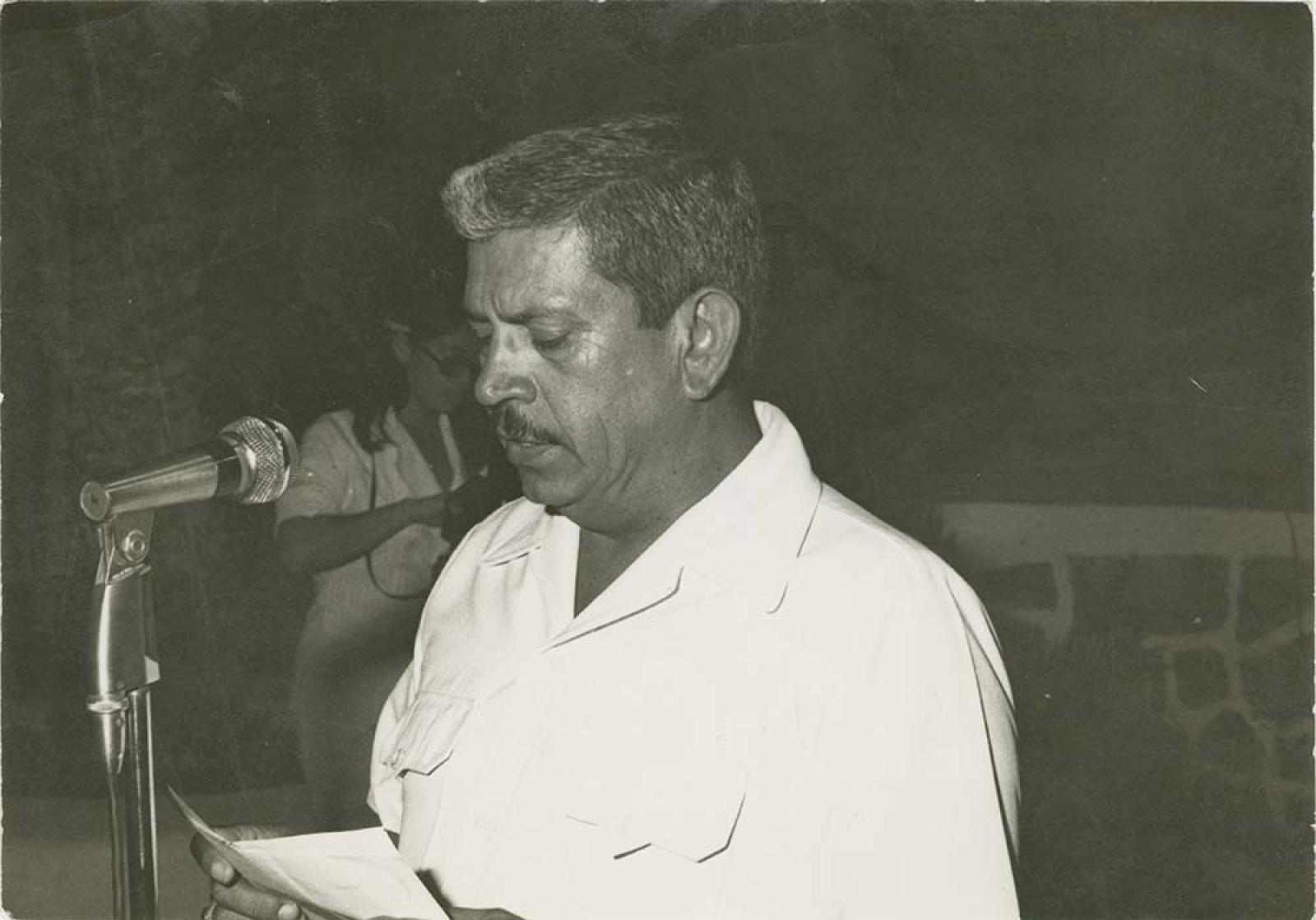 Roberto Fort Amador.
