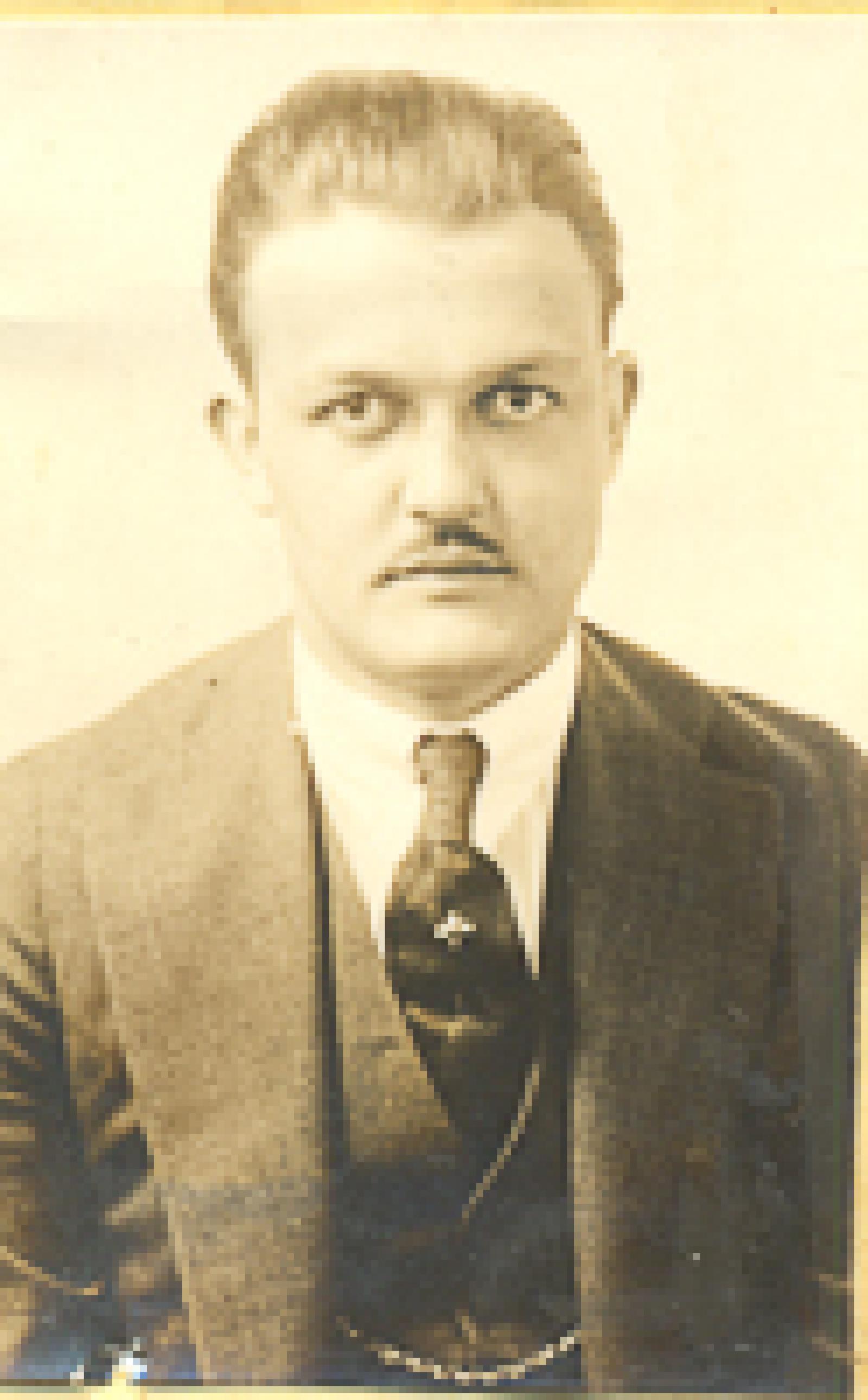 Roberto V. Ruffo.