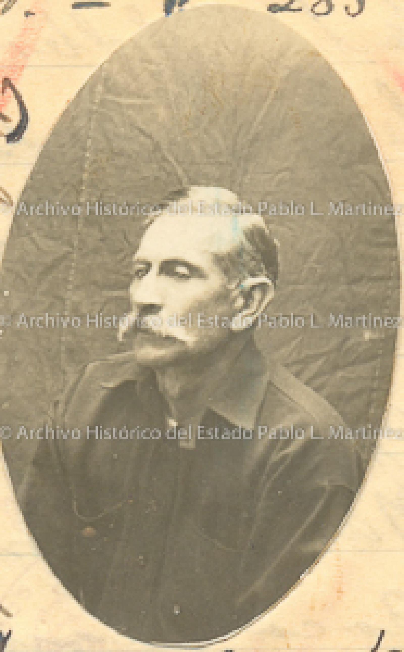 Román M. Avilés