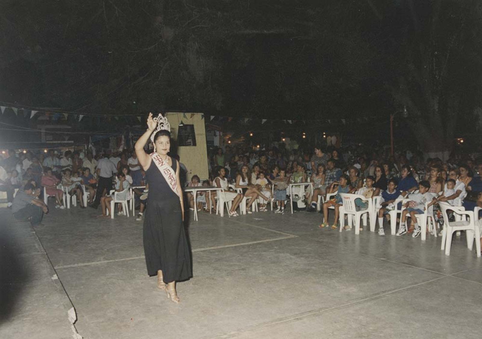 “Rosa Isela Hernández Romero”, reina de las fiestas de San Ignacio 1996.