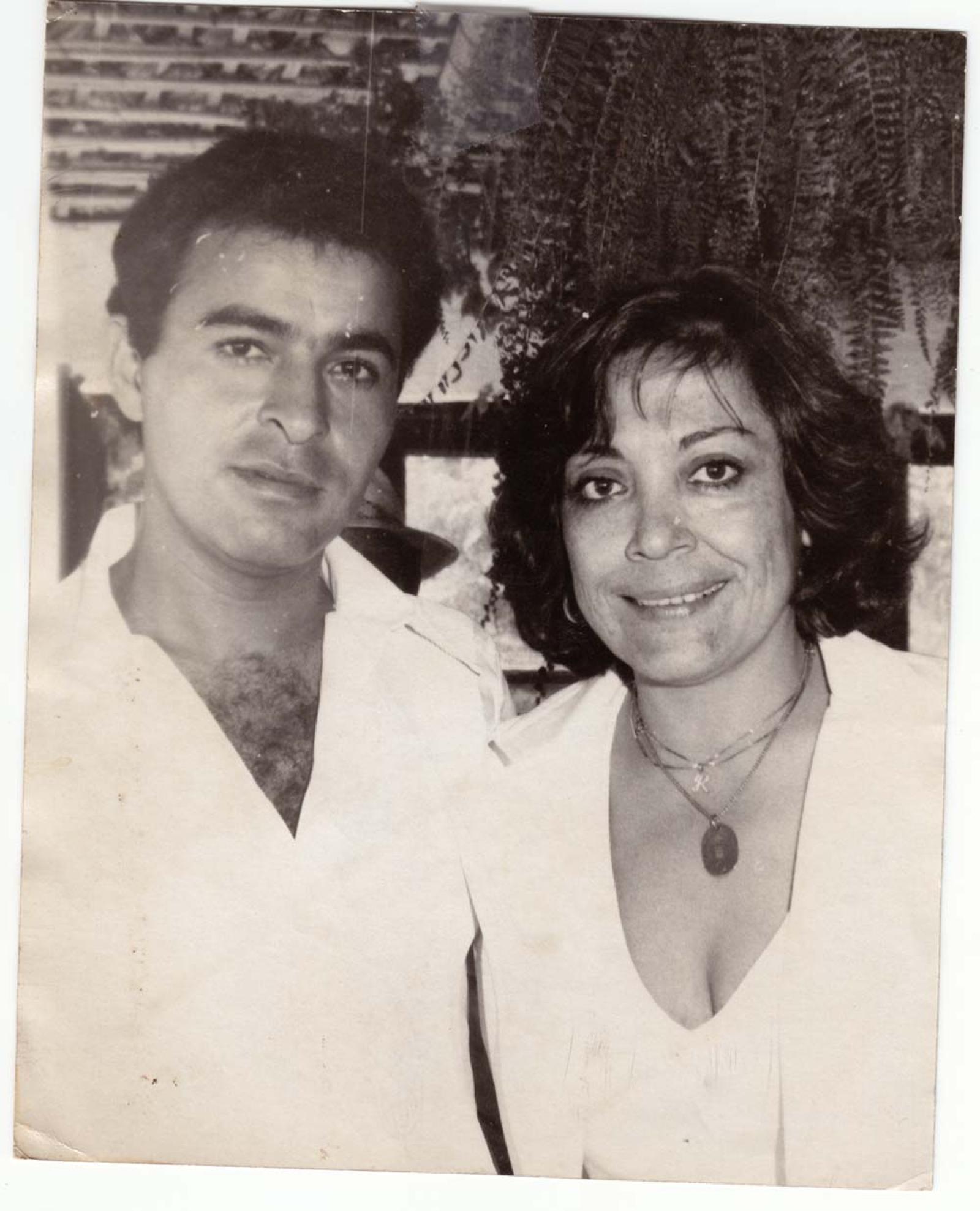 Rosa Ortega y acompañante.