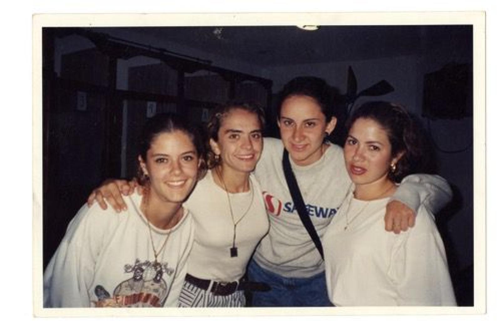 Rosina Cárcoba, Karla Guerrero, Zaída Borboa y Gabriela Clameda, Retrato de grupo.