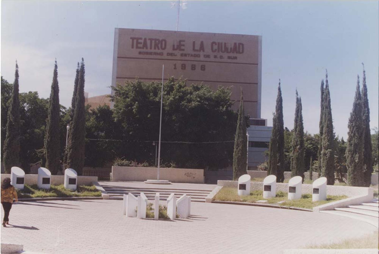 Rotonda de los Sudcalifornianos Ilustres en La Paz, Baja California Sur.