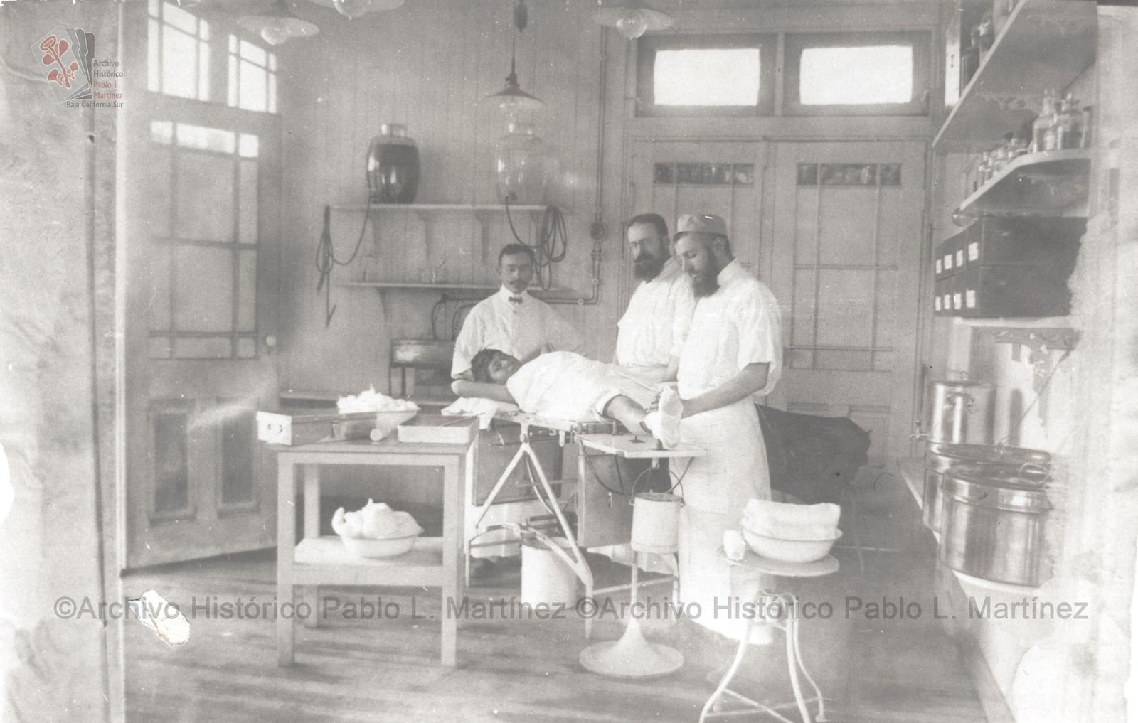 Sala de operaciones del Hospital de El Boleo en Santa Rosalía, Baja California.