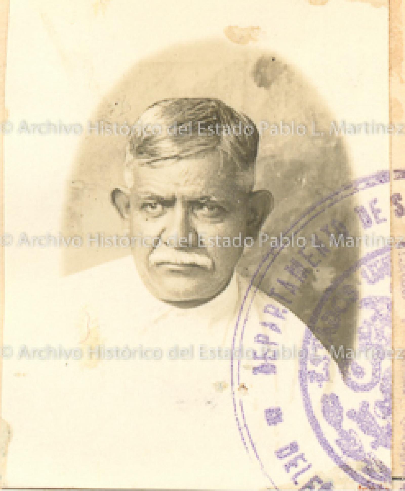 Santiago Acosta.