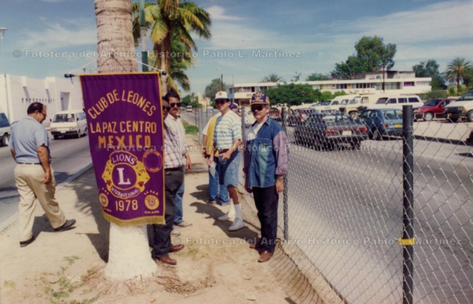 “Socios del Club de Leones” en pabellón de la avenida 5 de Febrero.