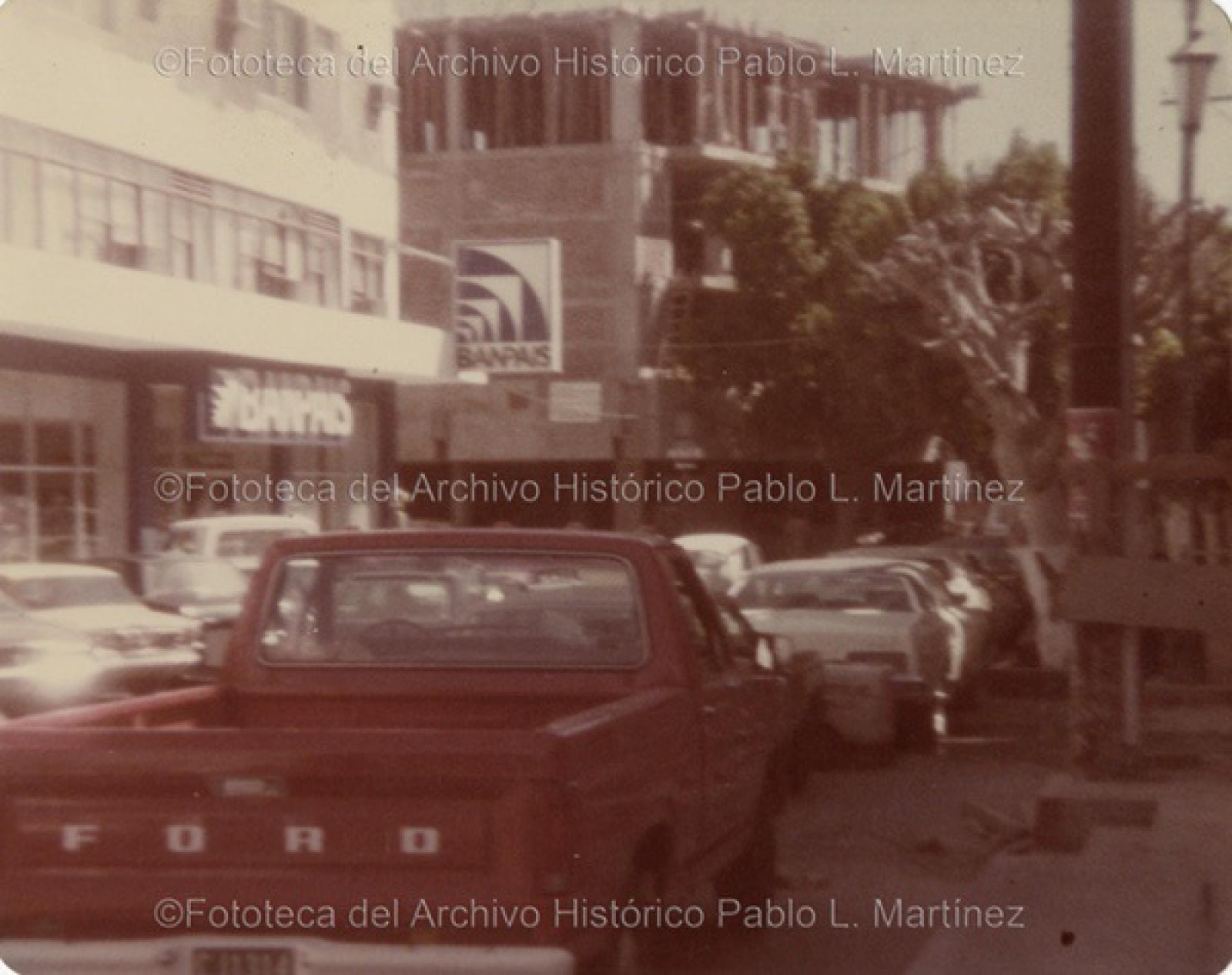 Sucursal del banco Banpaís, vista exterior.