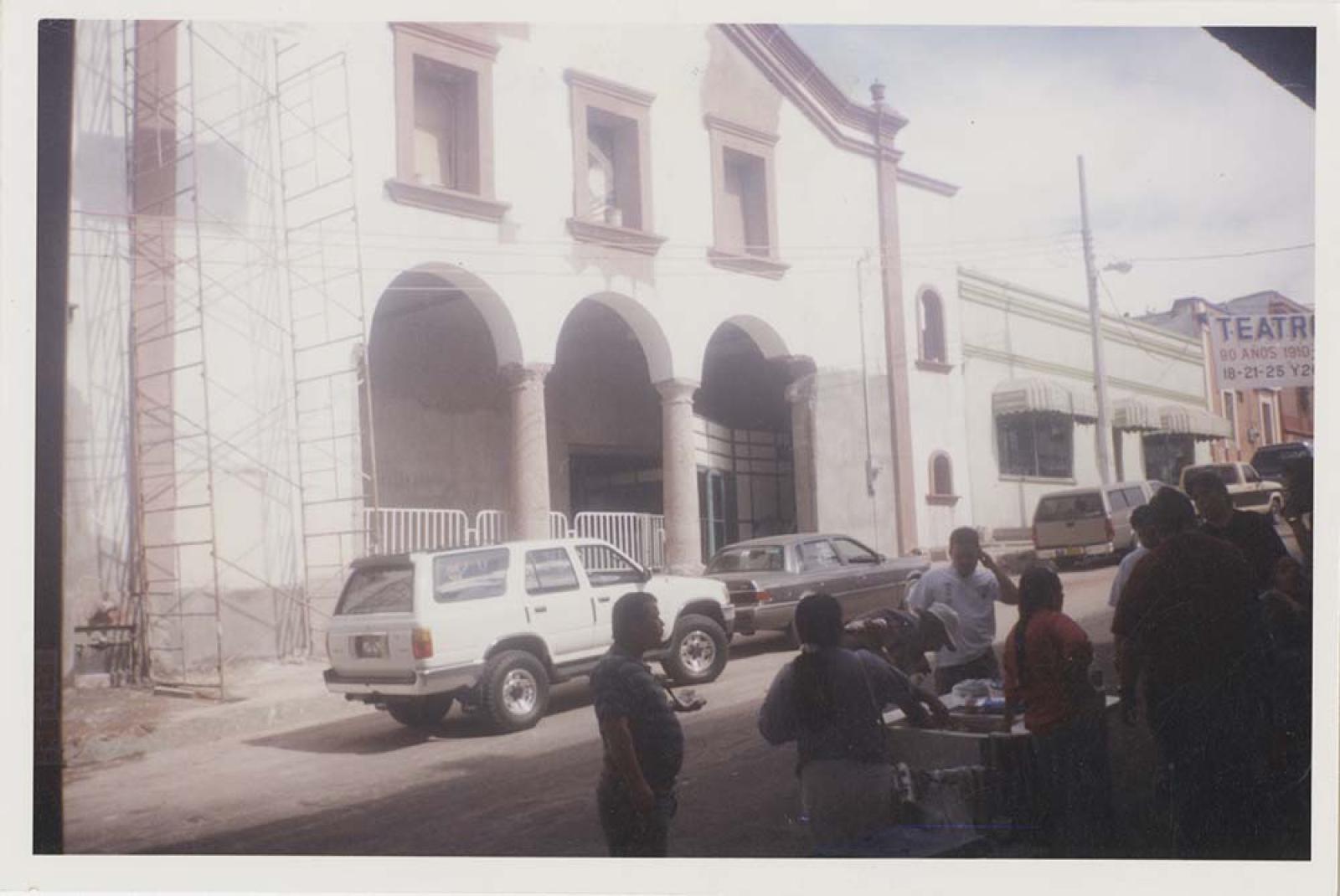 “Teatro Juárez, próximo a reinaugurarse”.