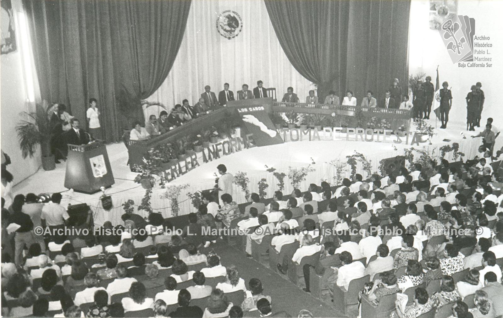 Tercer y último informe de gobierno de Manuel Salvador Castro Castro como presidente municipal de Los Cabos, Baja California Sur. Y toma de protesta de Miguel Ángel Olachea Palacios como nuevo presidente municipal.