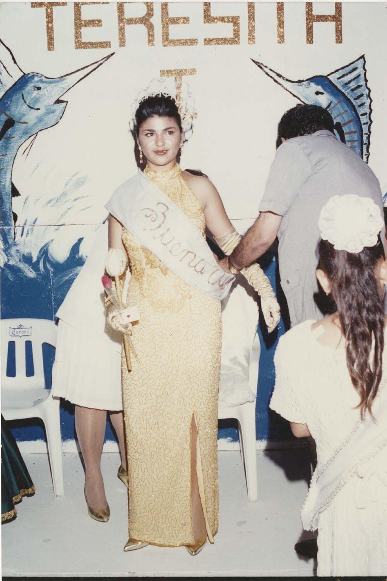Teresita I, guapa reina.