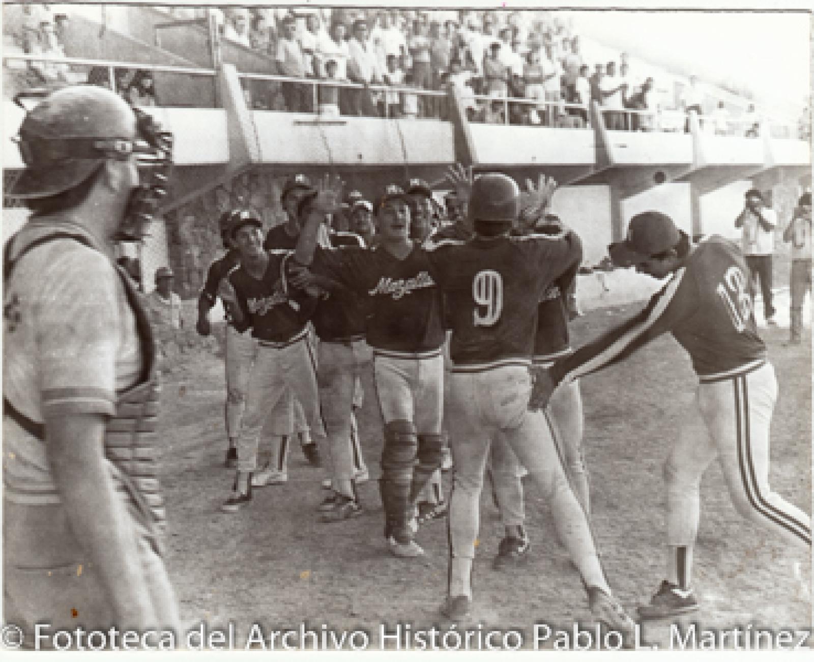 “Testigo del home run de Roberto Méndez”.
