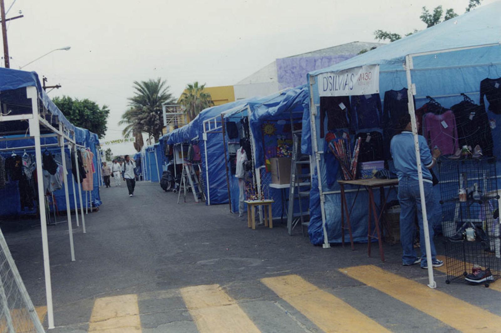 Tianguis, sobre la calle Independencia.