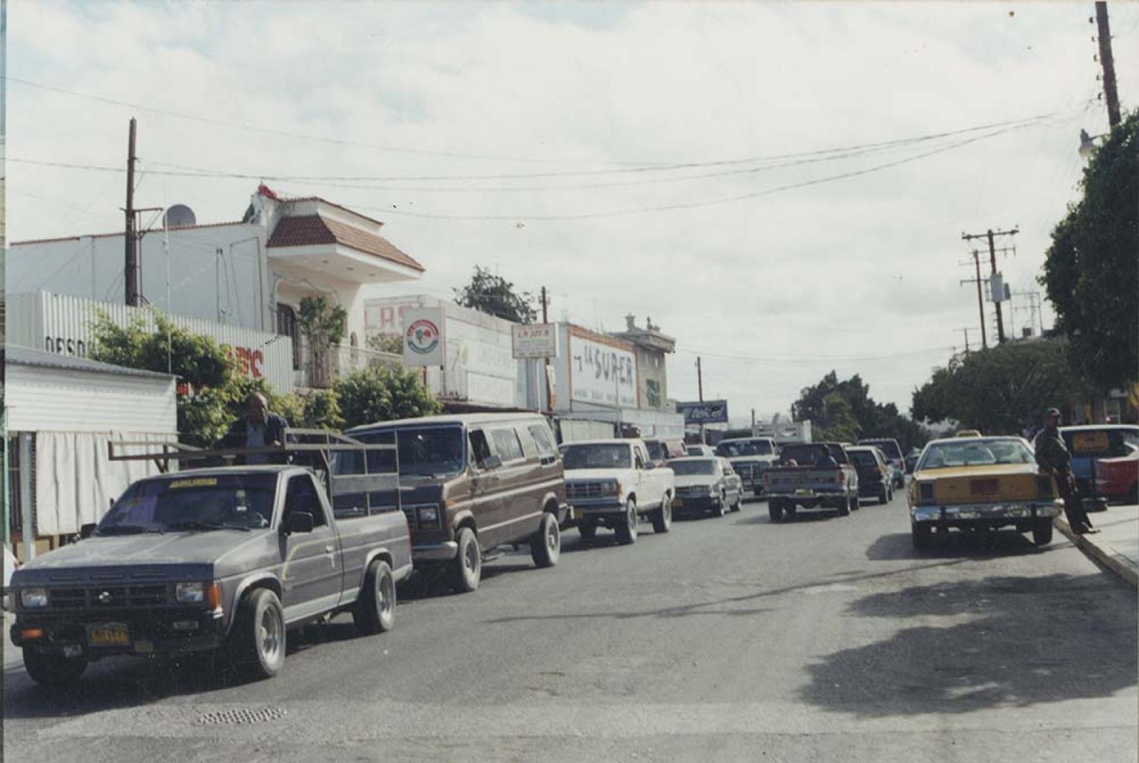 Tramo de la calle Santos Degollado entre Revolución y Aquiles Serdán. La Paz, Baja California Sur.