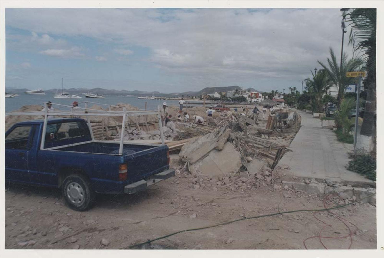 Tramo del malecón de La Paz, en reconstrucción.
