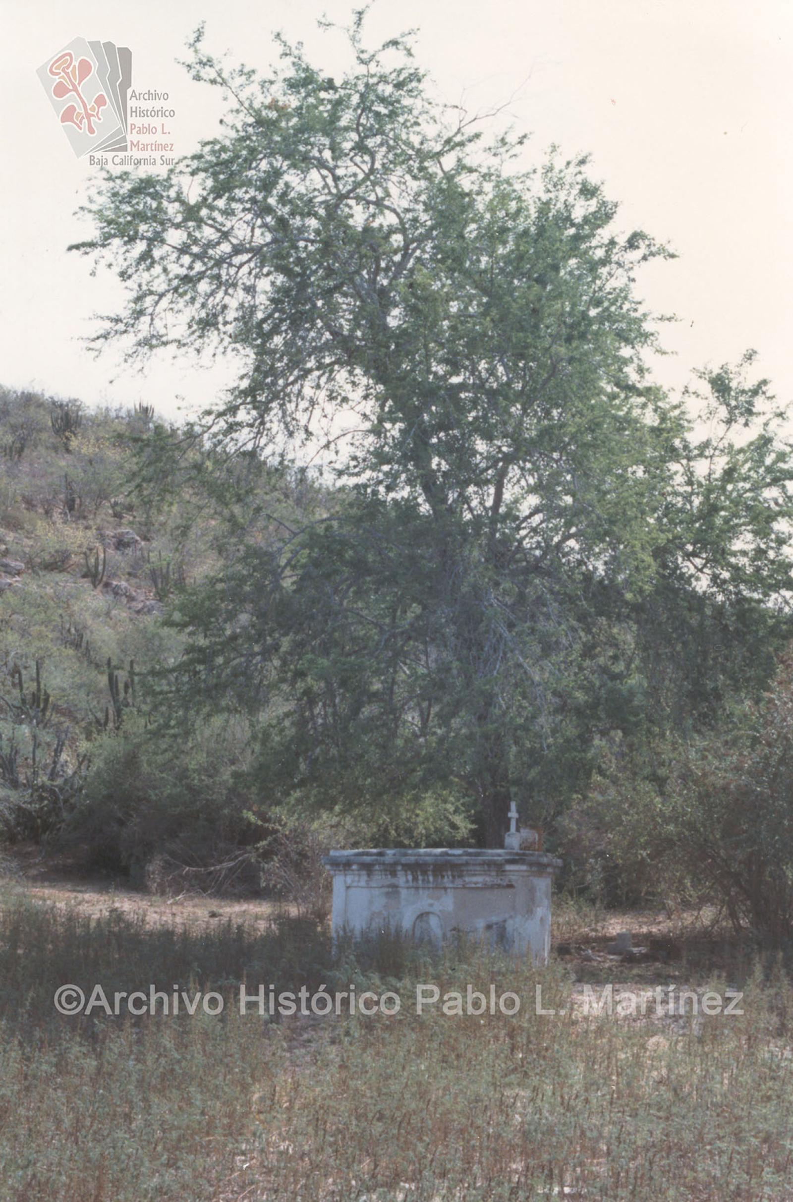 Tumba del señor Mauricio Castro.