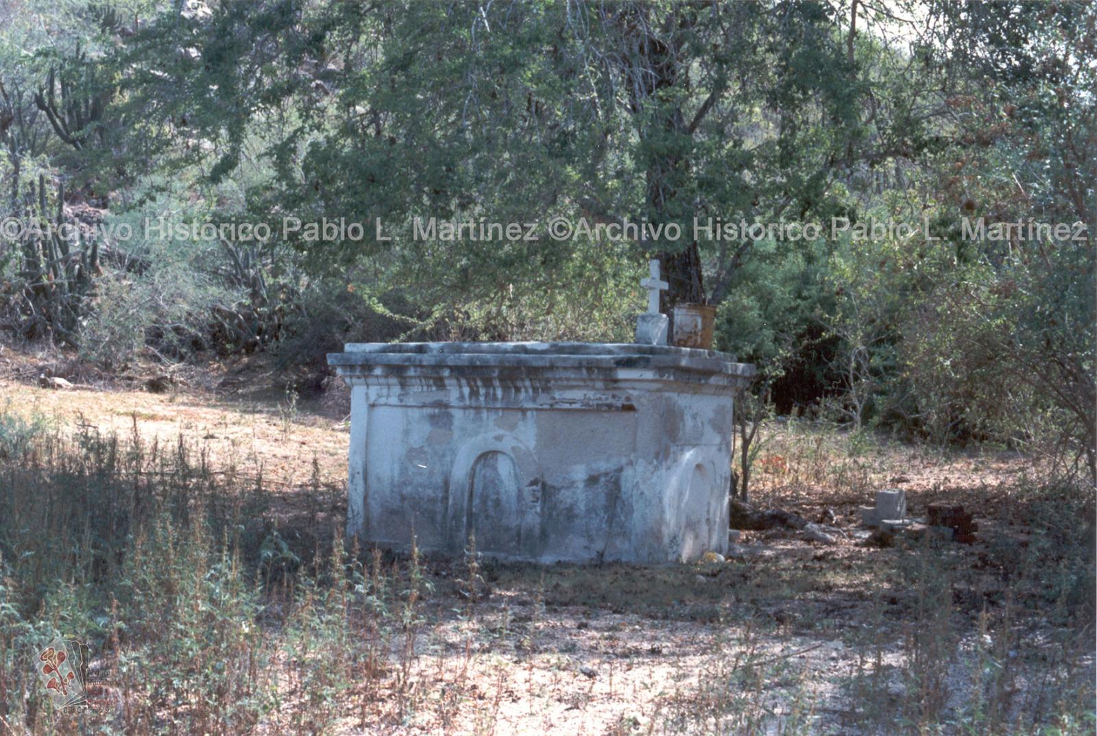 Tumba del señor Mauricio Castro.