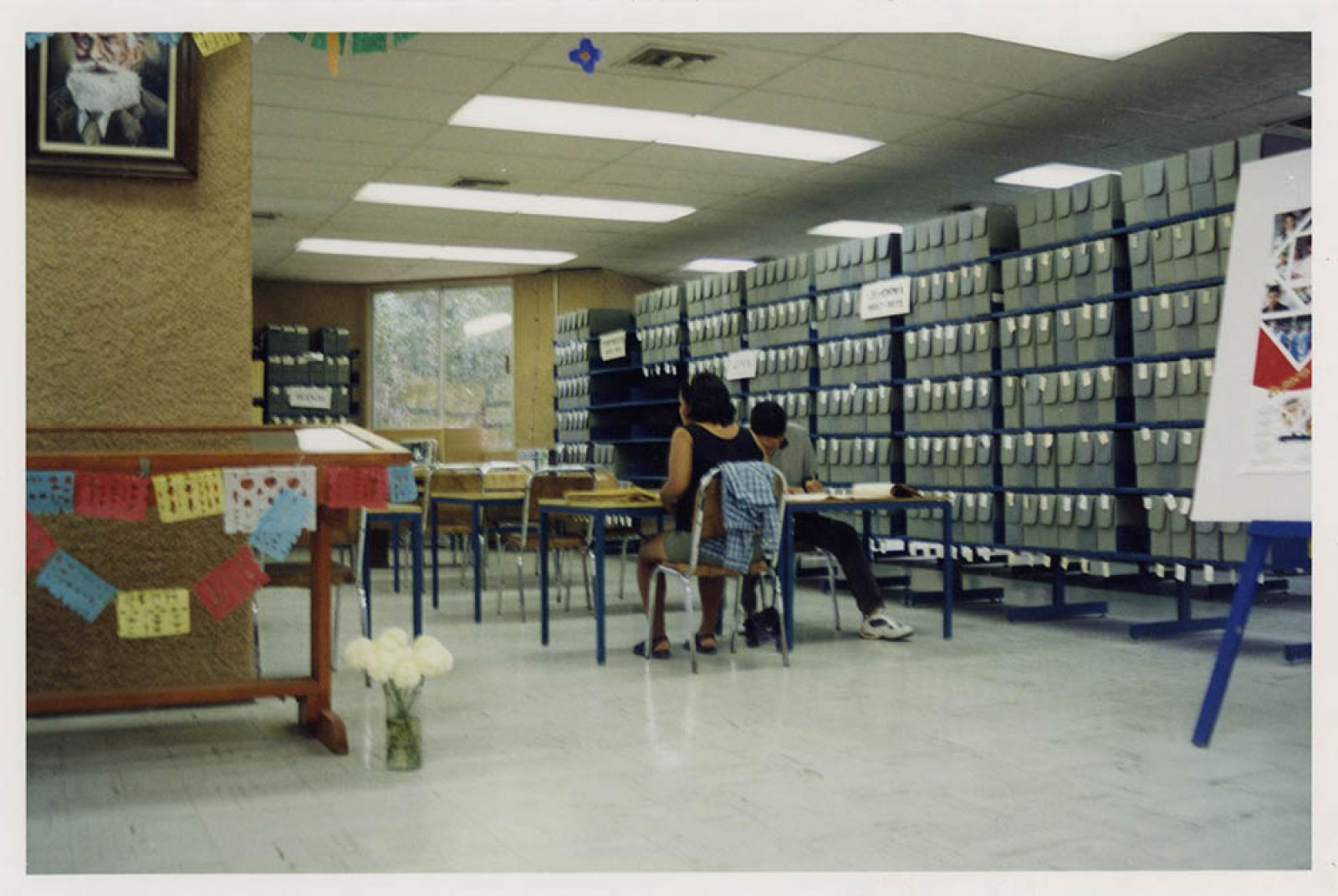 Usuarios en el archivo Histórico Pablo L. Martínez.