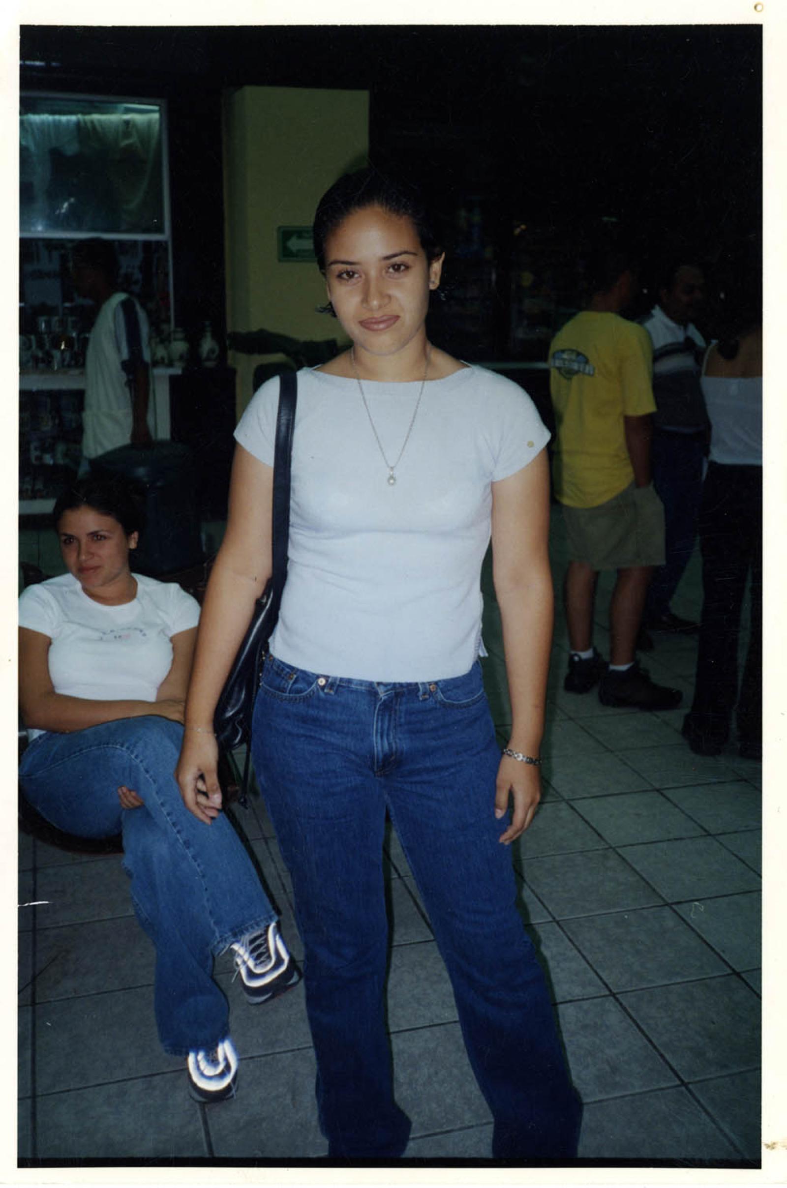 “Valeria”.