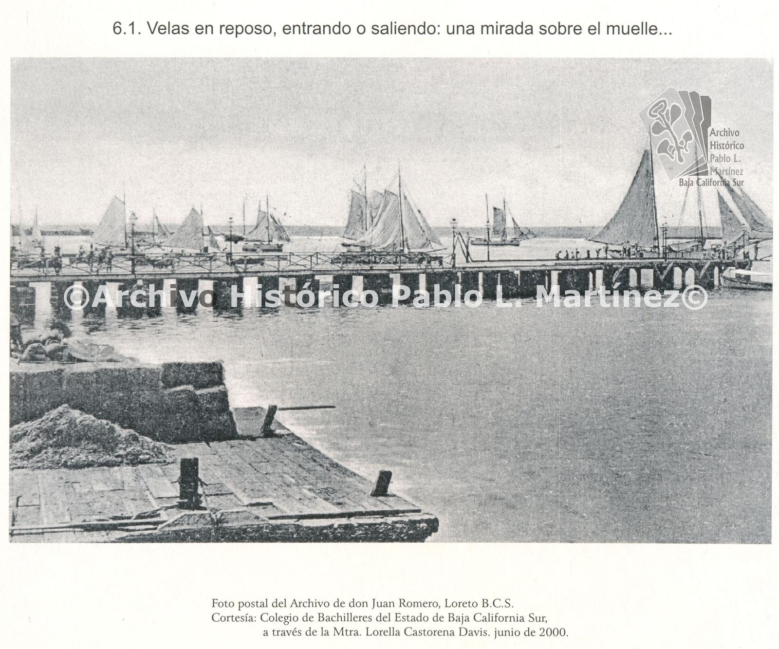 Velas en reposo, entrando o saliendo: una mirada sobre el muelle