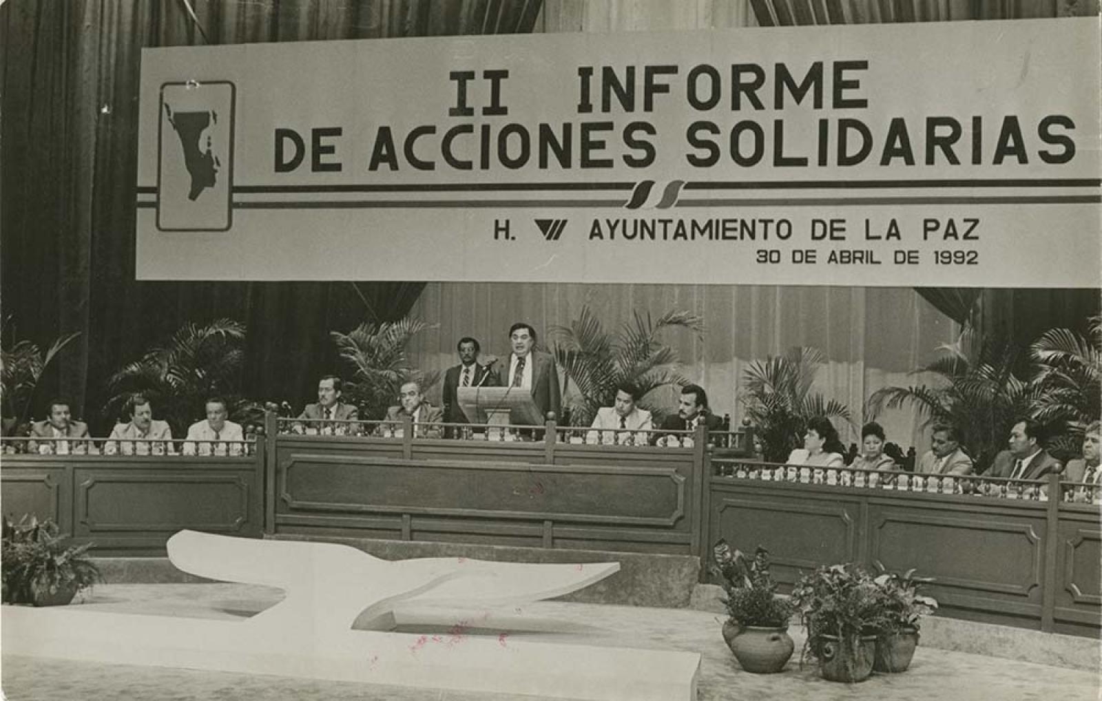 Víctor Manuel Liceaga Ruibal y funcionarios públicos.