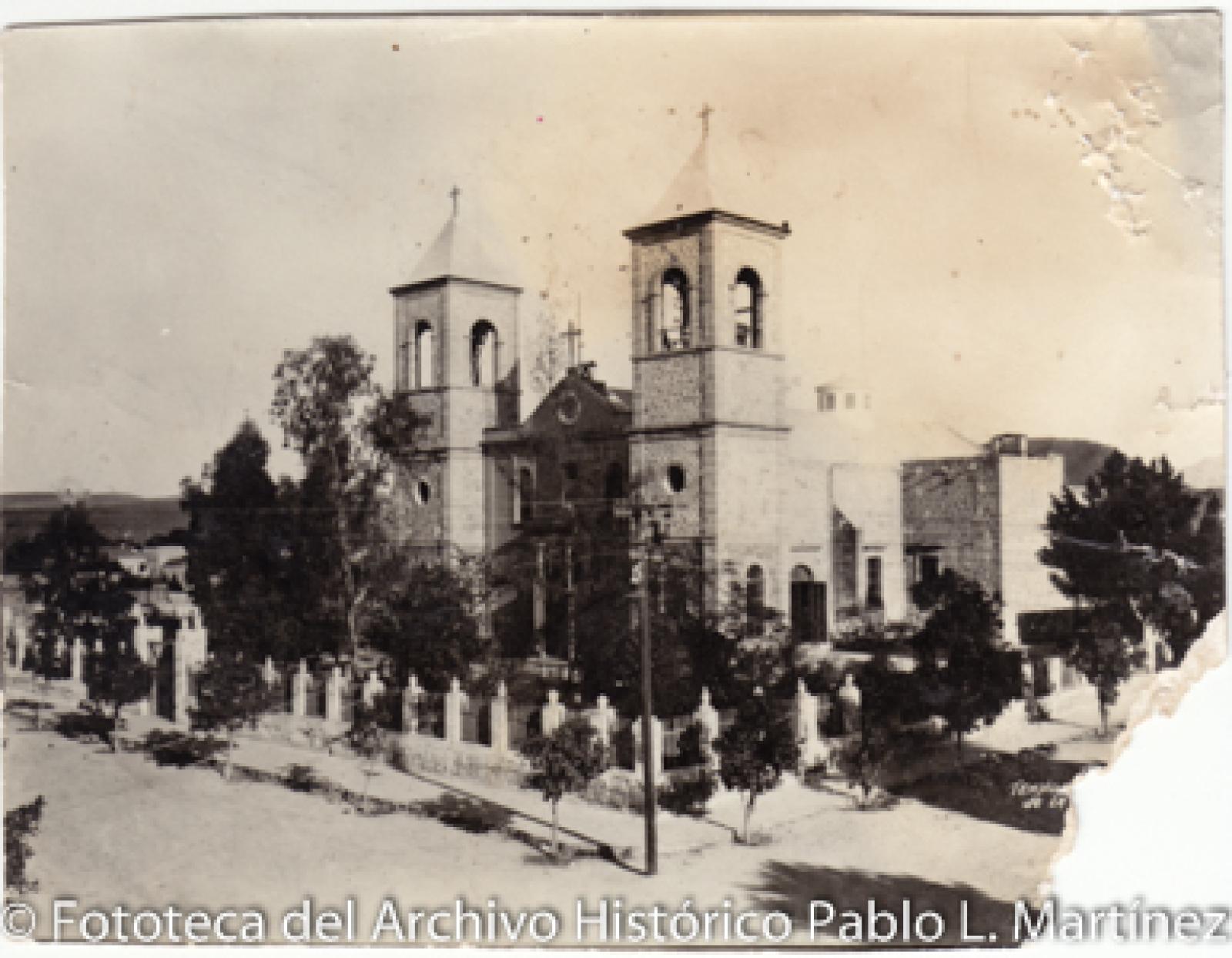 Vista a la catedral de La Paz.