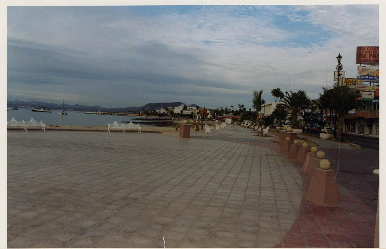 Vista al malecón de La Paz, B.C.S.