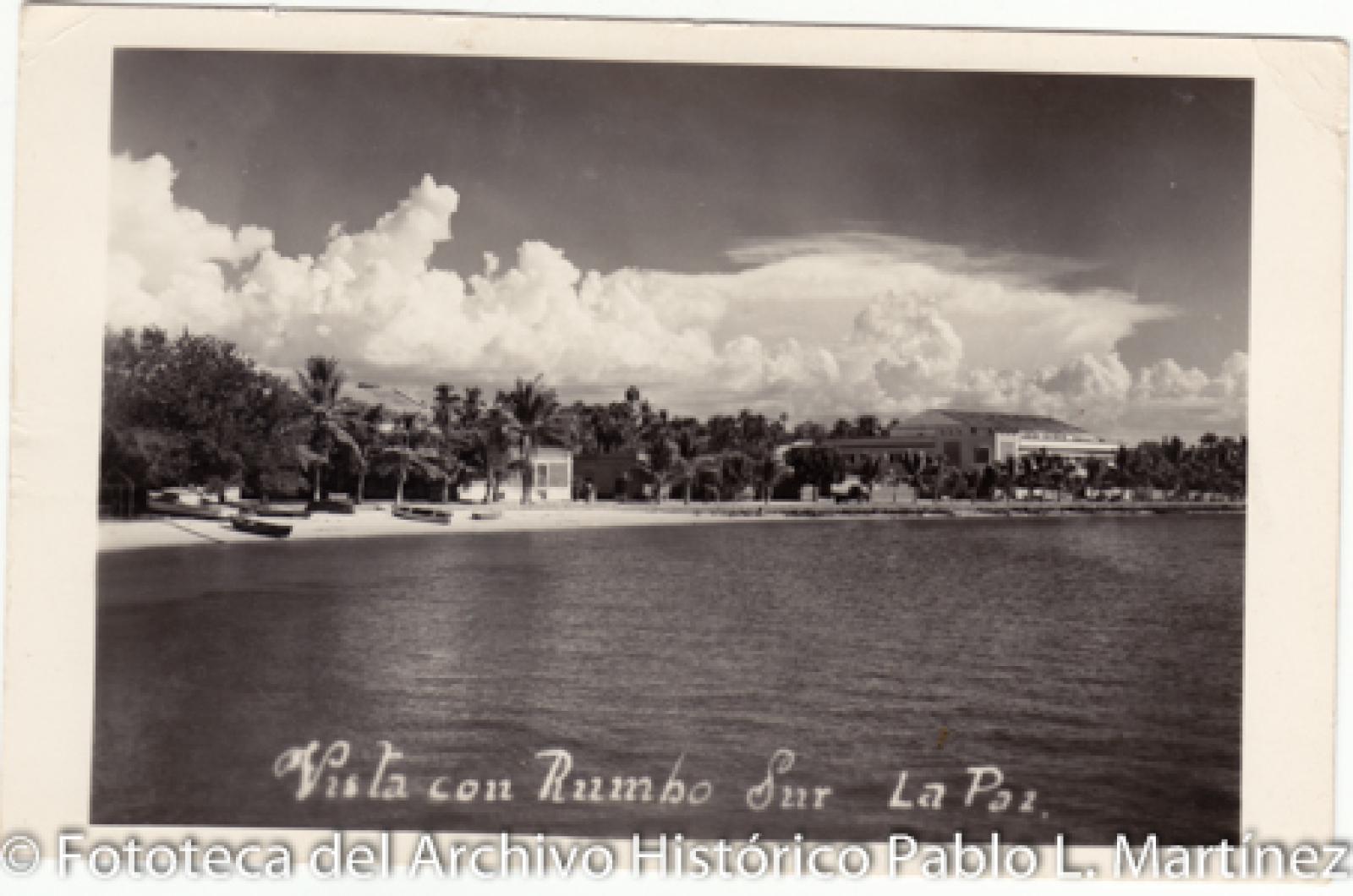 “Vista con rumbo Sur, La Paz.”