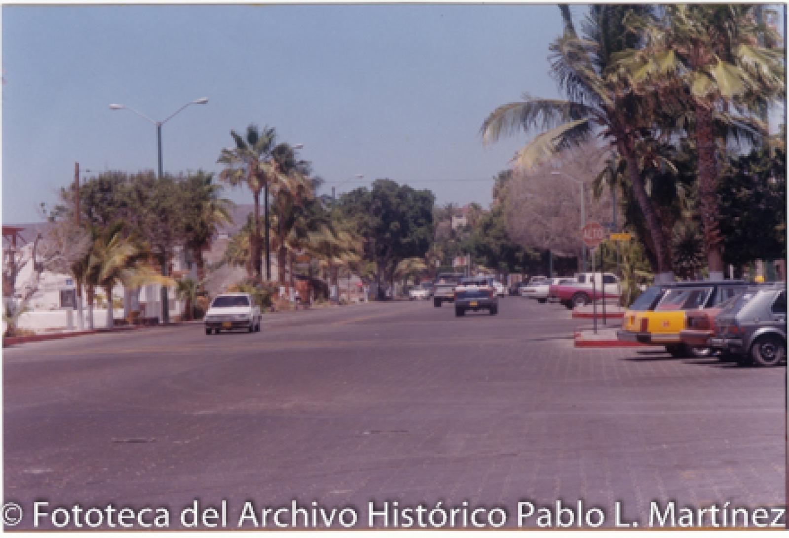 Vista general de avenida Álvaro Obregón, malecón de La Paz.