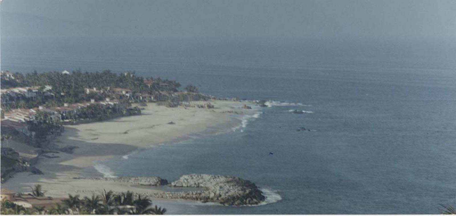 Vista panorámica a la bahía de Los Cabos.