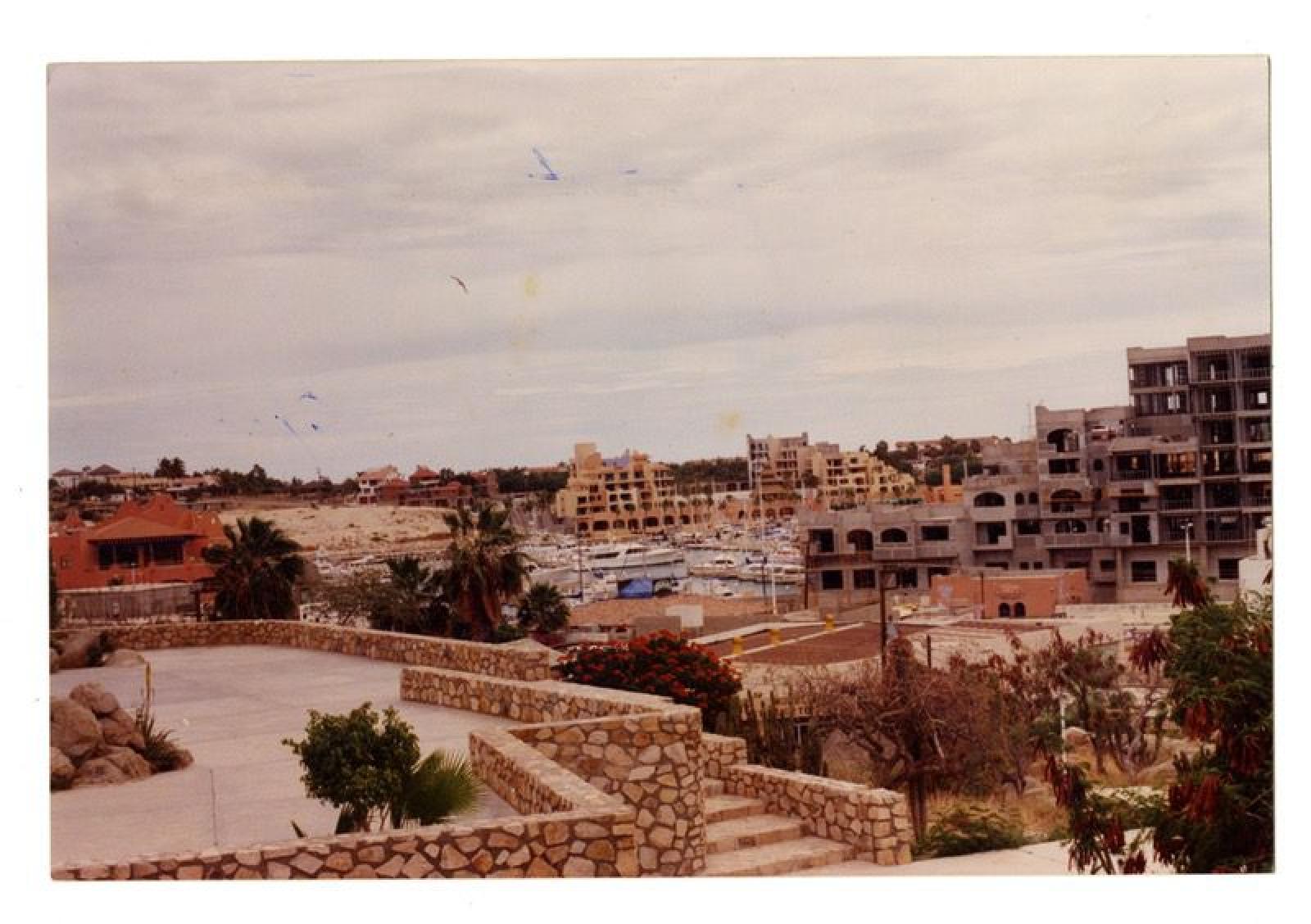 Vista panorámica a Marina de Cabo San Lucas, Baja California Sur.
