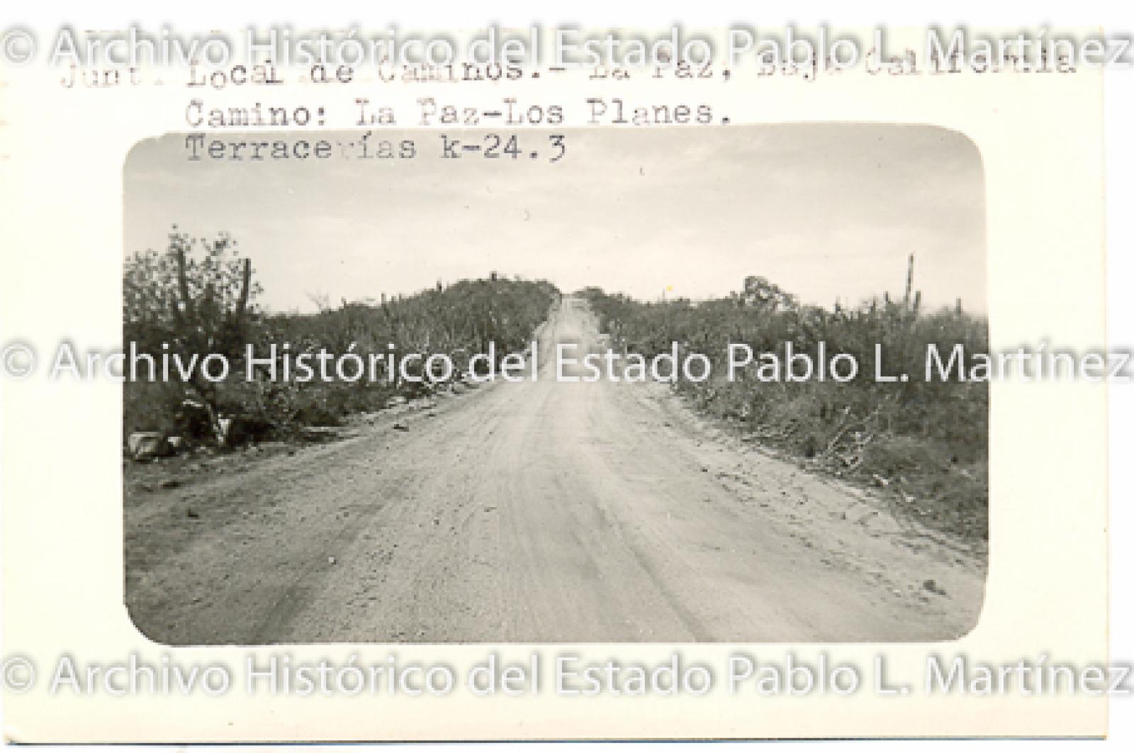 Vista panorámica del camino "La Paz - Los Planes”.