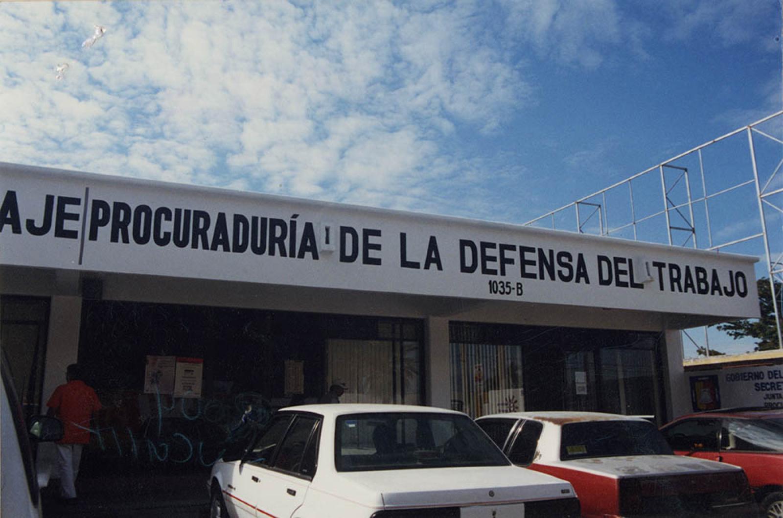 Vista parcial del edificio de la Procuraduría de la Defensa del Trabajo.