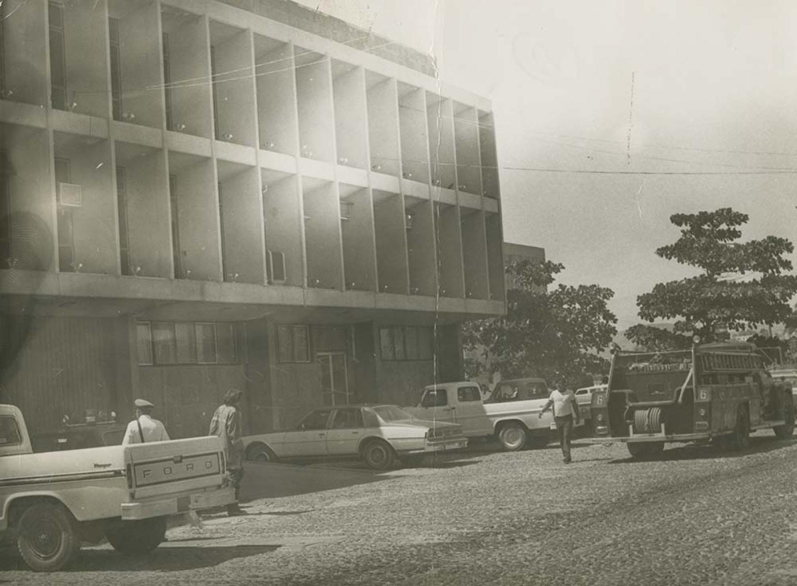 Vista trasera del edificio del Palacio de Gobierno.
